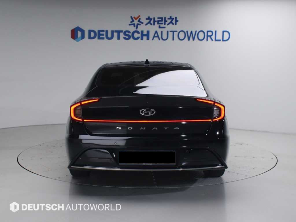 Hyundai Sonata — photo 04