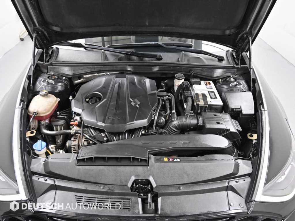 Hyundai Sonata — photo 06