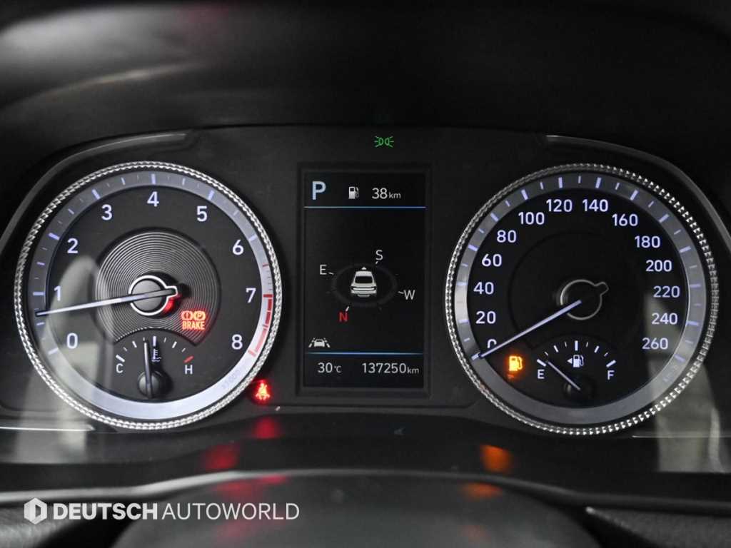 Hyundai Sonata — photo 08