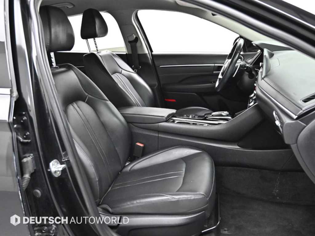 Hyundai Sonata — photo 10