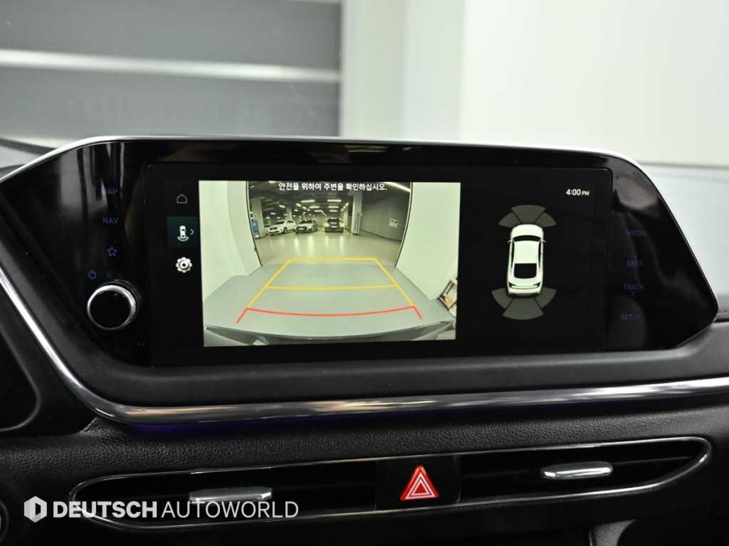 Hyundai Sonata — photo 15