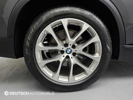 BMW X5 — photo 05