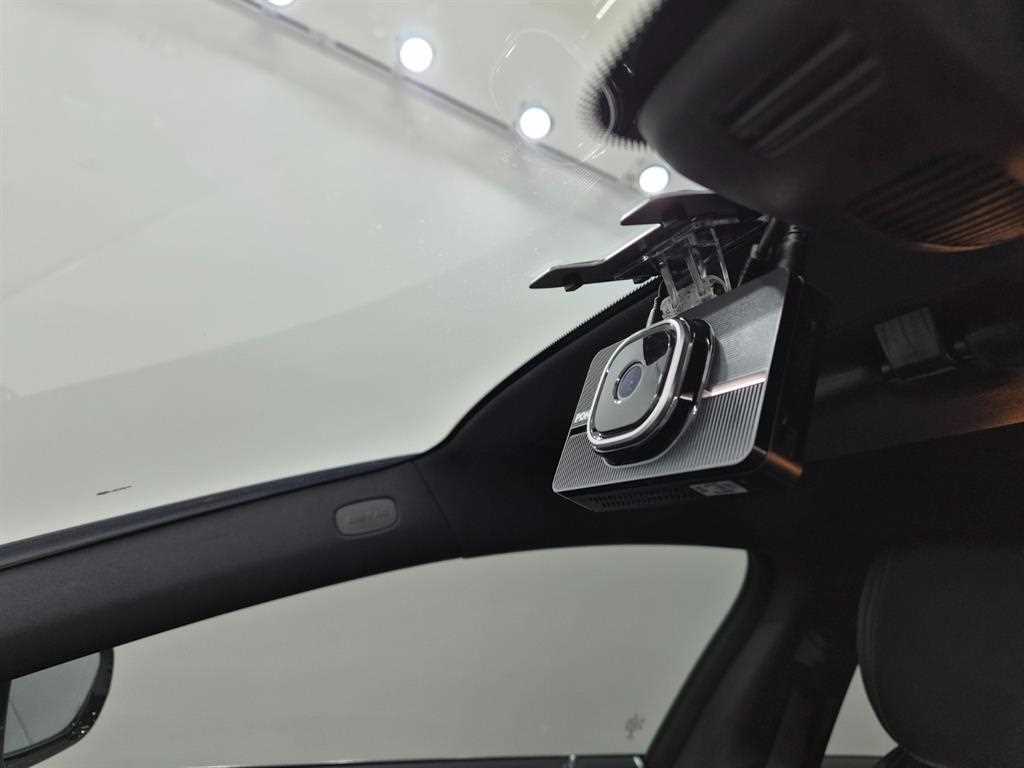 Mercedes-Benz AMG GT — photo 17