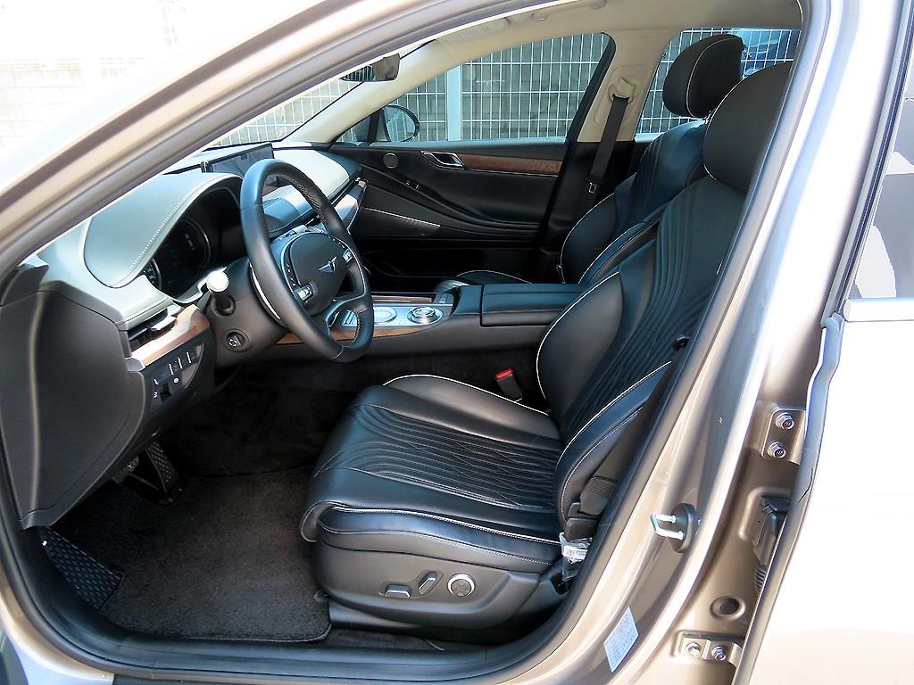 Genesis G80 — photo 05