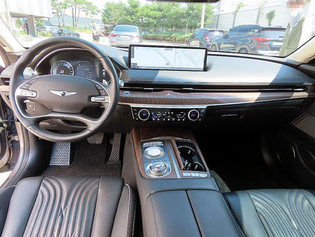 Genesis G80 — photo 07