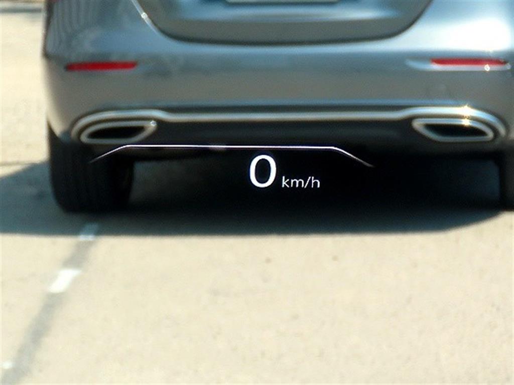 Genesis G80 — photo 10