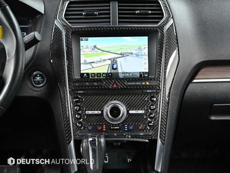 Ford Explorer — photo 14