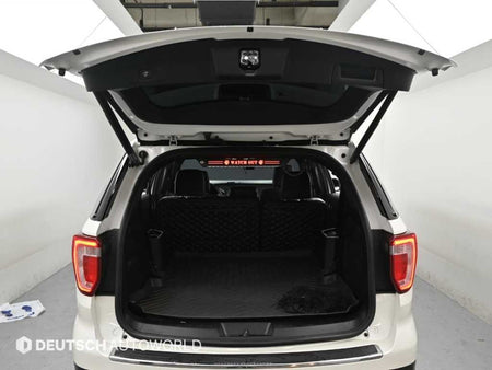 Ford Explorer — photo 20