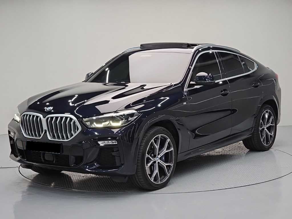 BMW X6 — photo 01