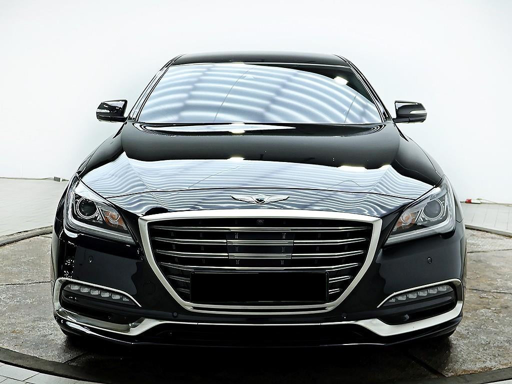 Genesis G80 — photo 01