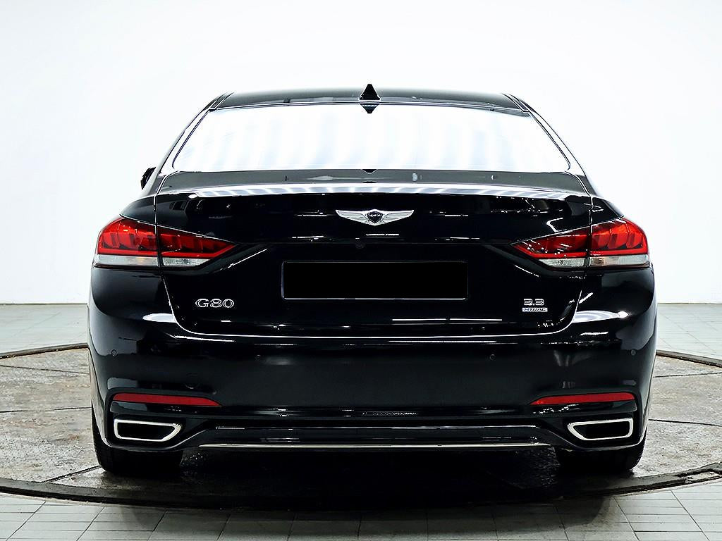 Genesis G80 — photo 03