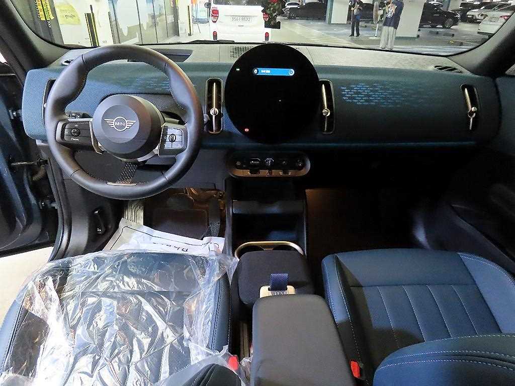 Mini Countryman — photo 10