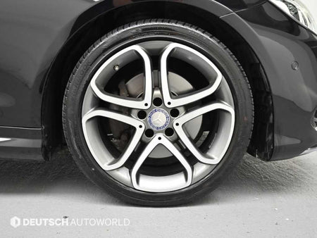 Mercedes-Benz E-Class — photo 05