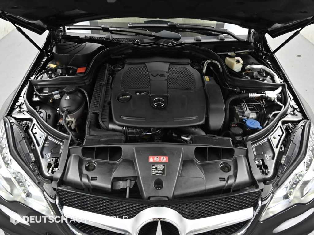 Mercedes-Benz E-Class — photo 06