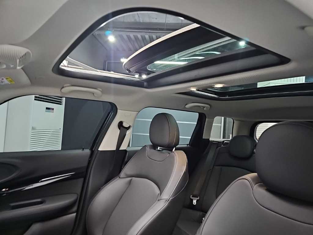 Mini Clubman — photo 13