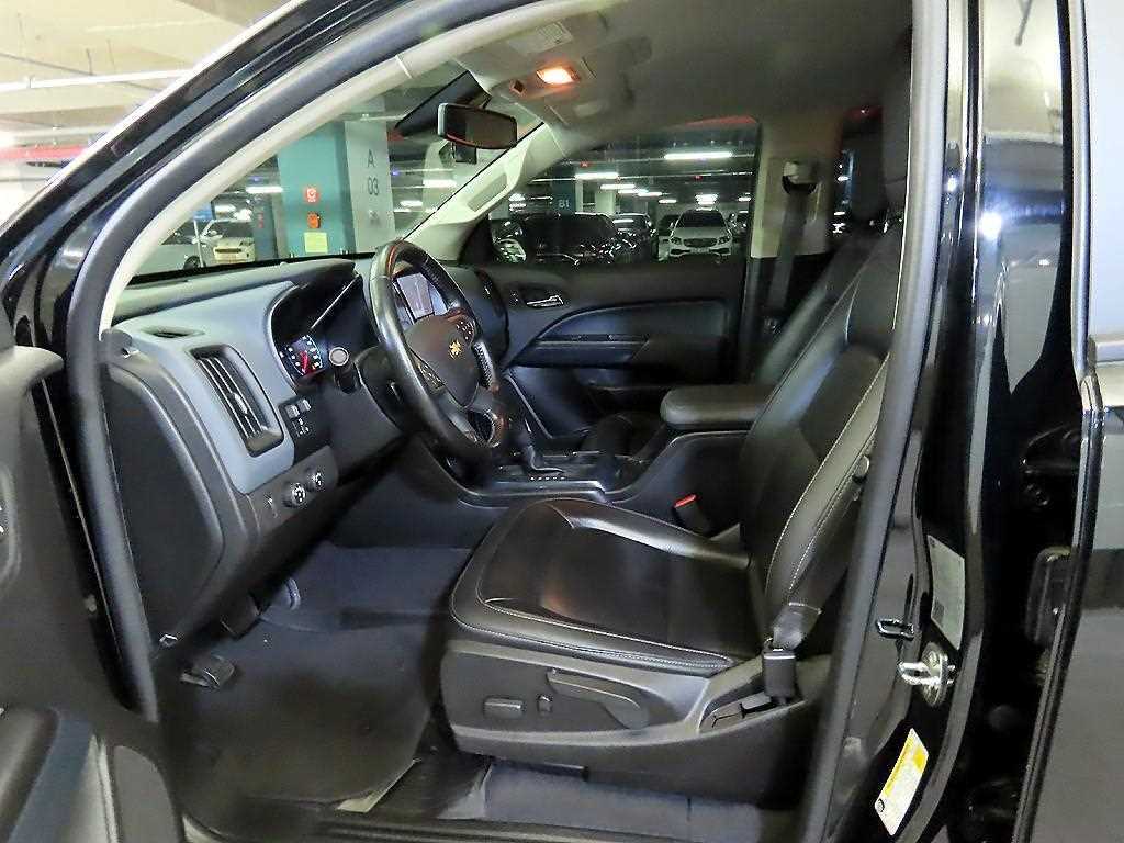 CHEVROLET Colorado — photo 06