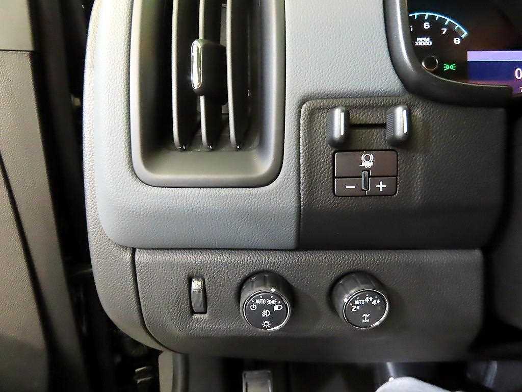 CHEVROLET Colorado — photo 17