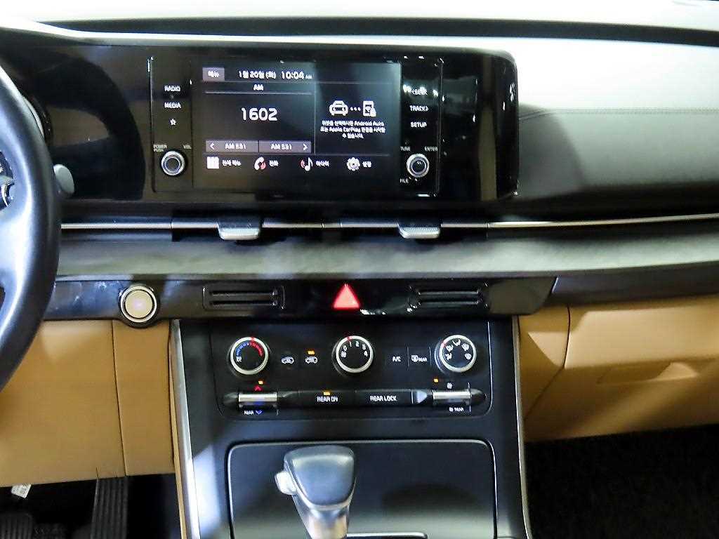 Kia Carnival — photo 11