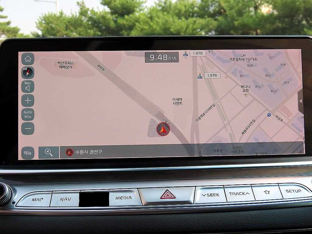Kia K9 — photo 15
