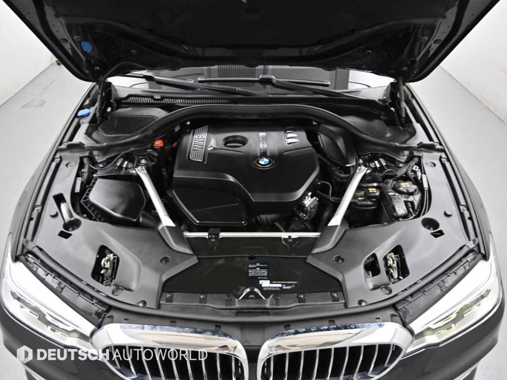 BMW 5-Series — photo 06