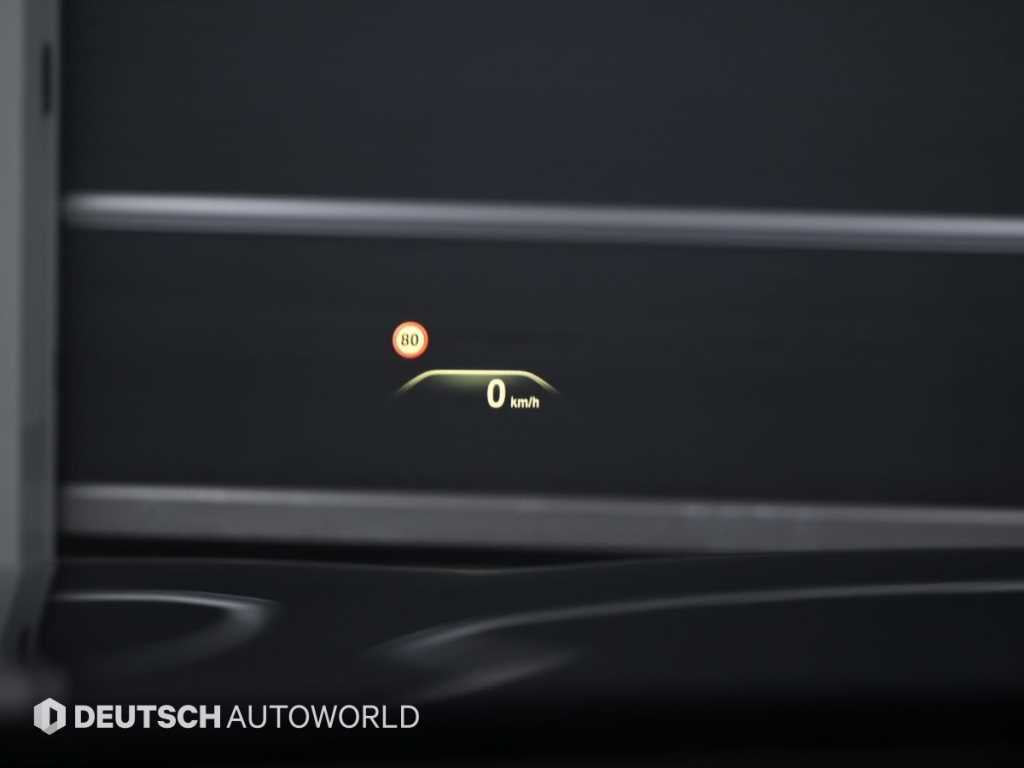 BMW 5-Series — photo 17
