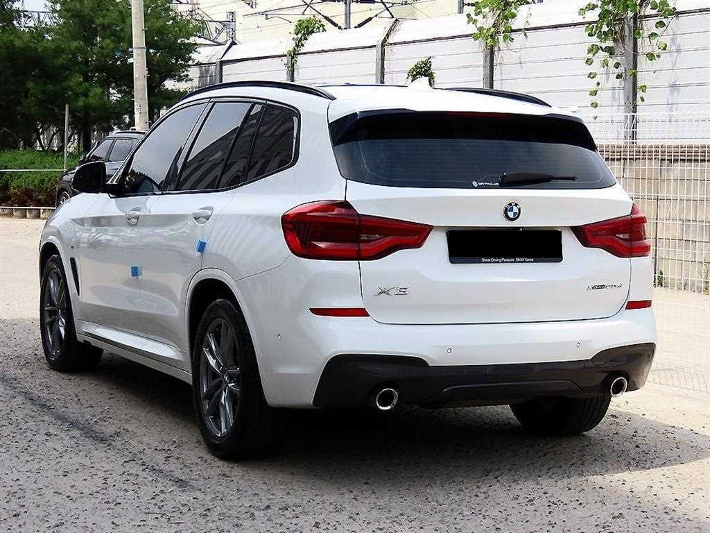 BMW X3 — photo 03