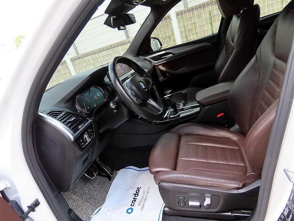 BMW X3 — photo 05