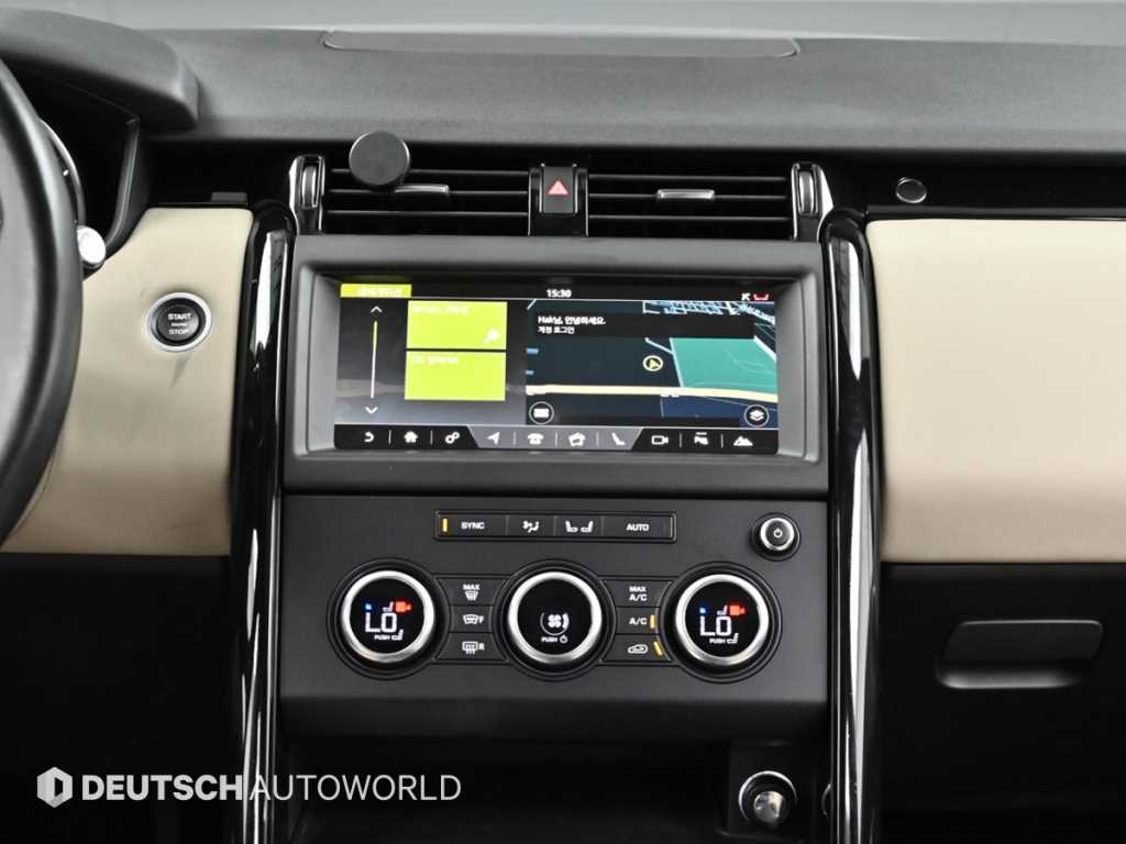 Land Rover Discovery — photo 14