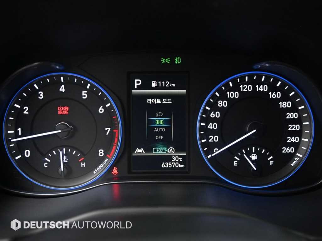 Hyundai Kona — photo 08