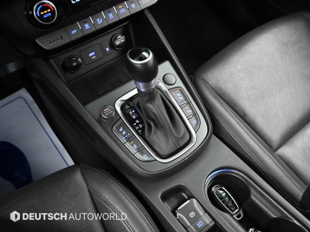 Hyundai Kona — photo 09