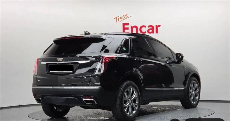 Cadillac XT5 — photo 02