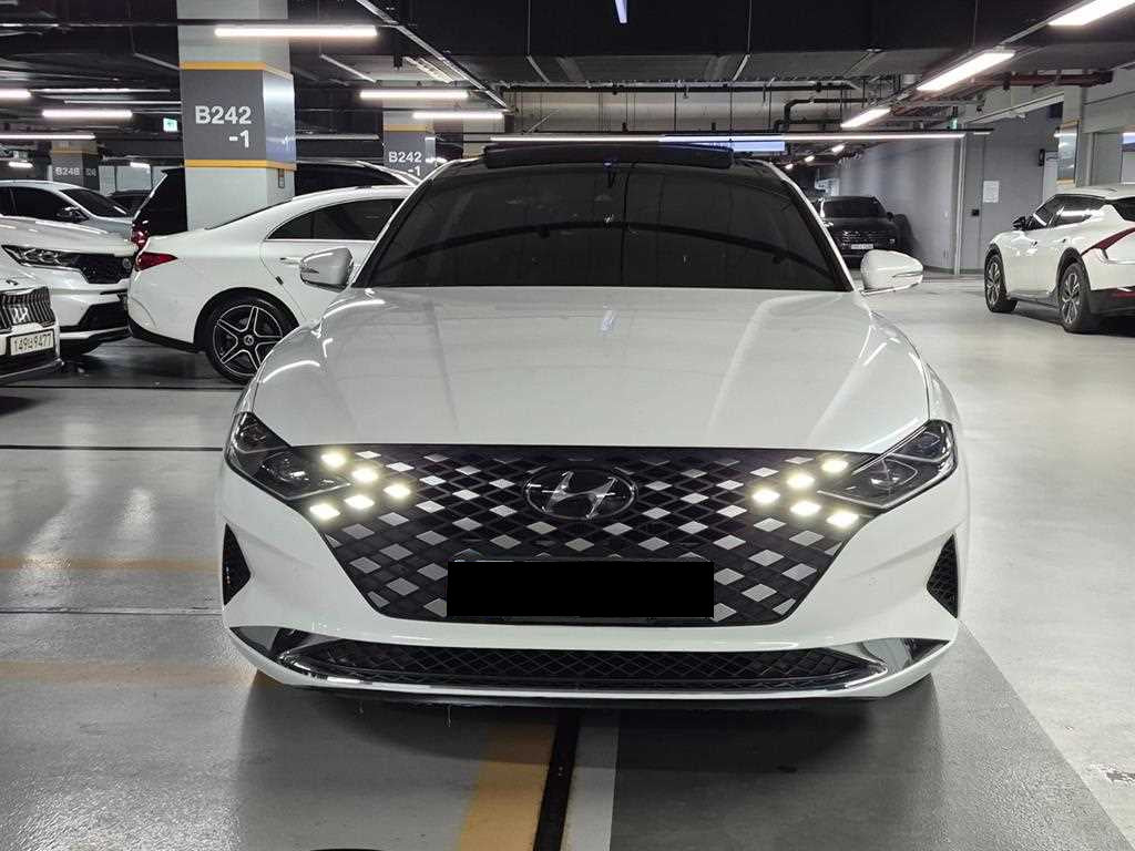 Hyundai Grandeur — photo 02