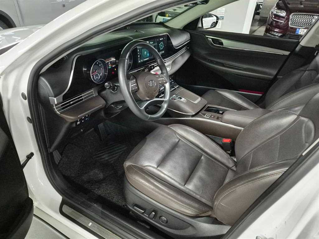Hyundai Grandeur — photo 08