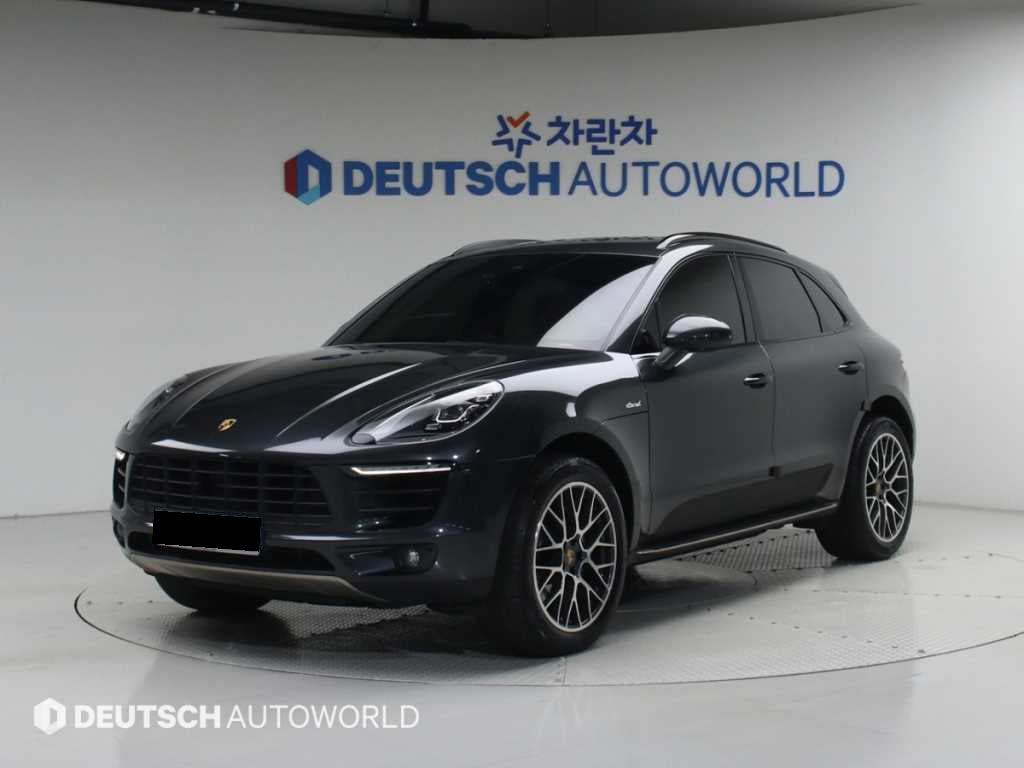 Porsche Macan — photo 01