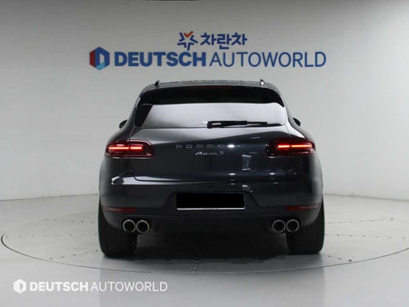 Porsche Macan — photo 04