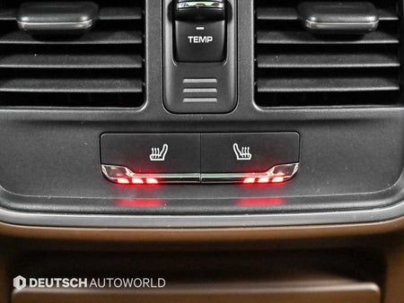 Porsche Macan — photo 16