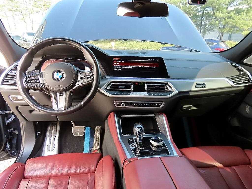 BMW X6 — photo 07