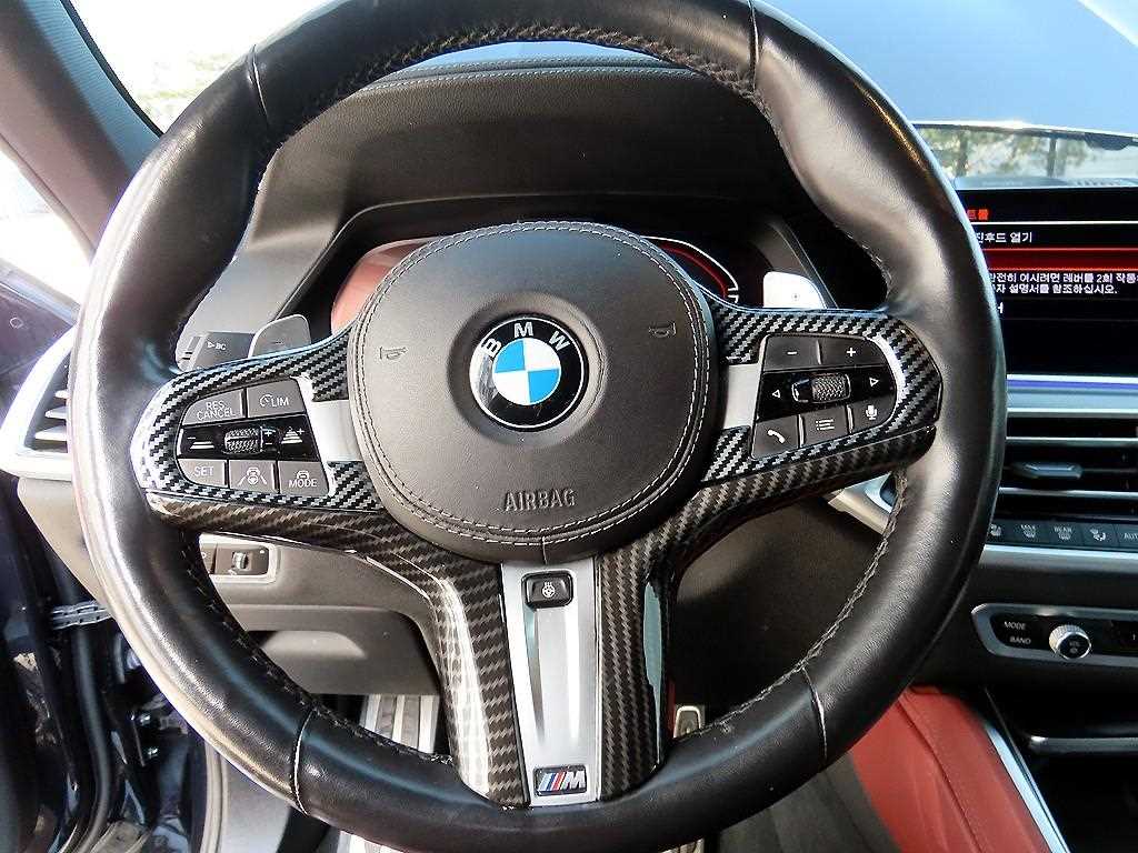 BMW X6 — photo 08