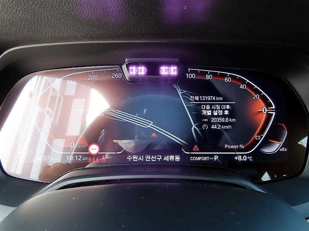 BMW X6 — photo 09