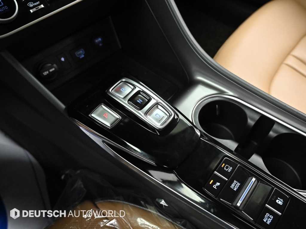 Hyundai Sonata — photo 09