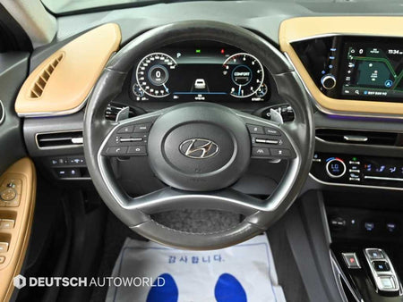 Hyundai Sonata — photo 13