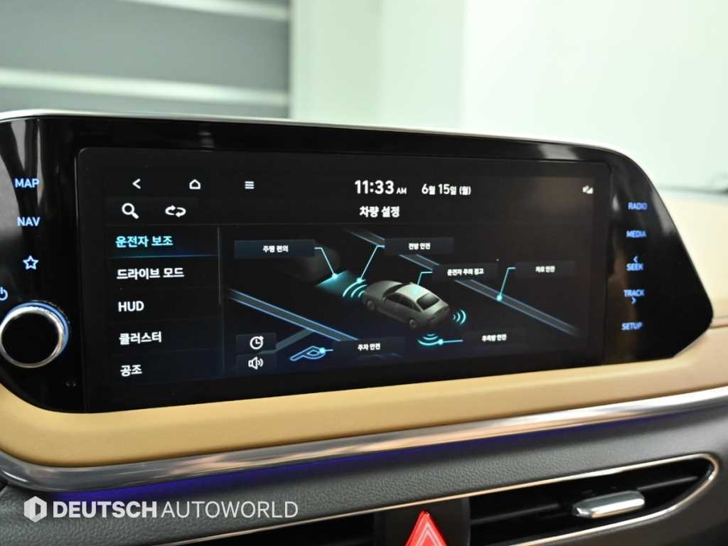 Hyundai Sonata — photo 17