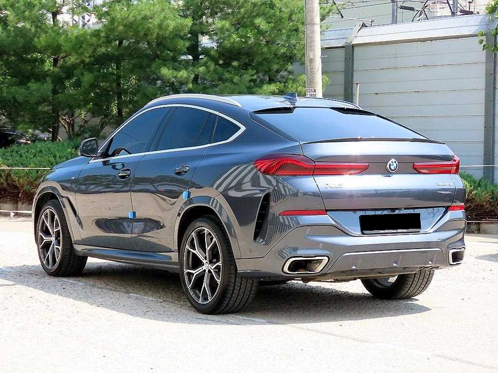BMW X6 — photo 03