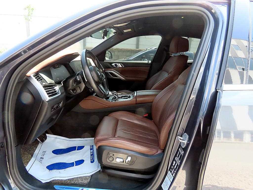 BMW X6 — photo 05