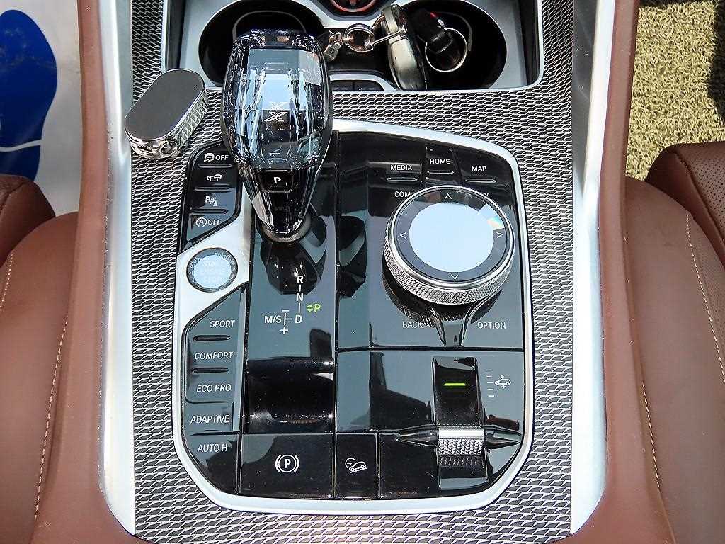 BMW X6 — photo 11