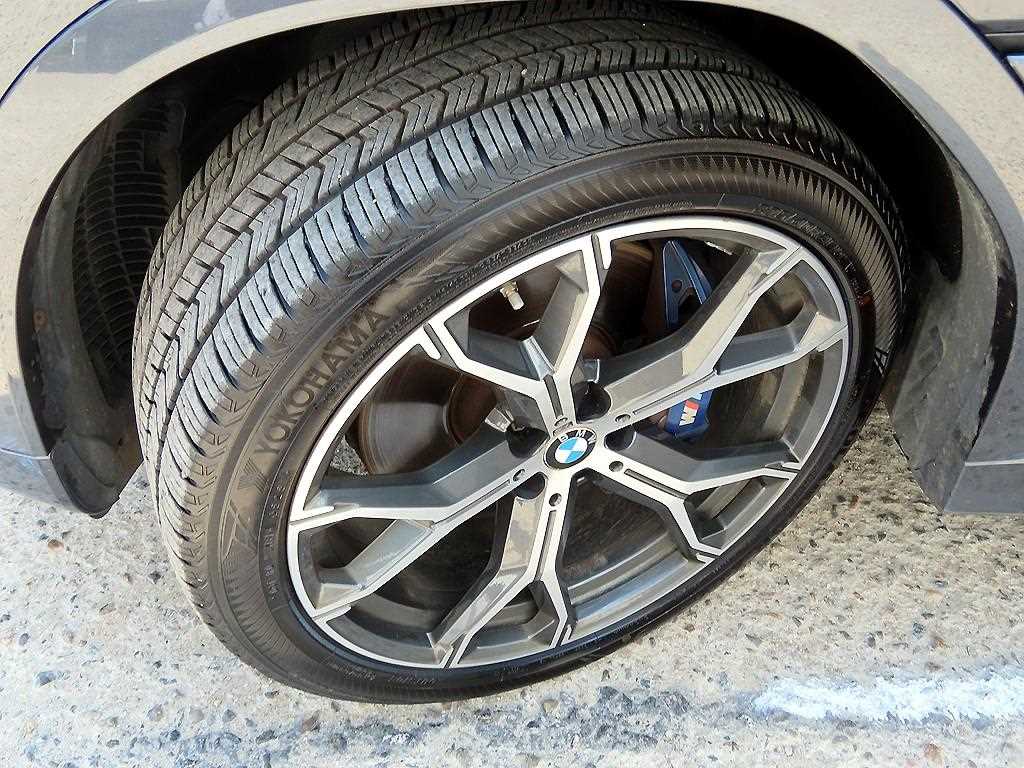 BMW X6 — photo 20