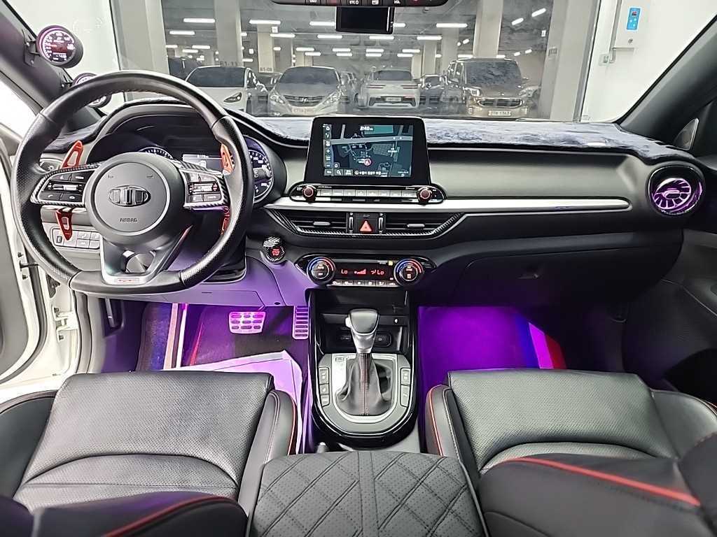Kia K3 — photo 07