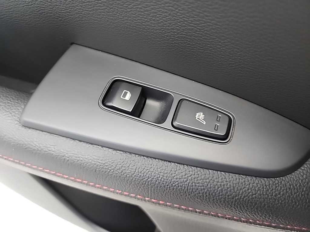 Kia K3 — photo 14