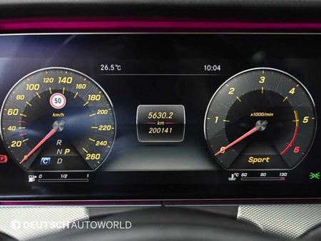 Mercedes-Benz E-Class — photo 08