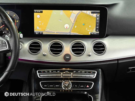 Mercedes-Benz E-Class — photo 14